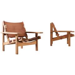 Pair of Hunting Chairs in Solid Oak and Cognac Leather