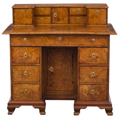 Bureau suédois d'époque baroque en placage du 18ème siècle Suède