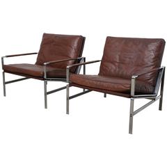 Ein Paar PK 6720 Lounge-Stühle von Fabricius & Kastholm für Kill International