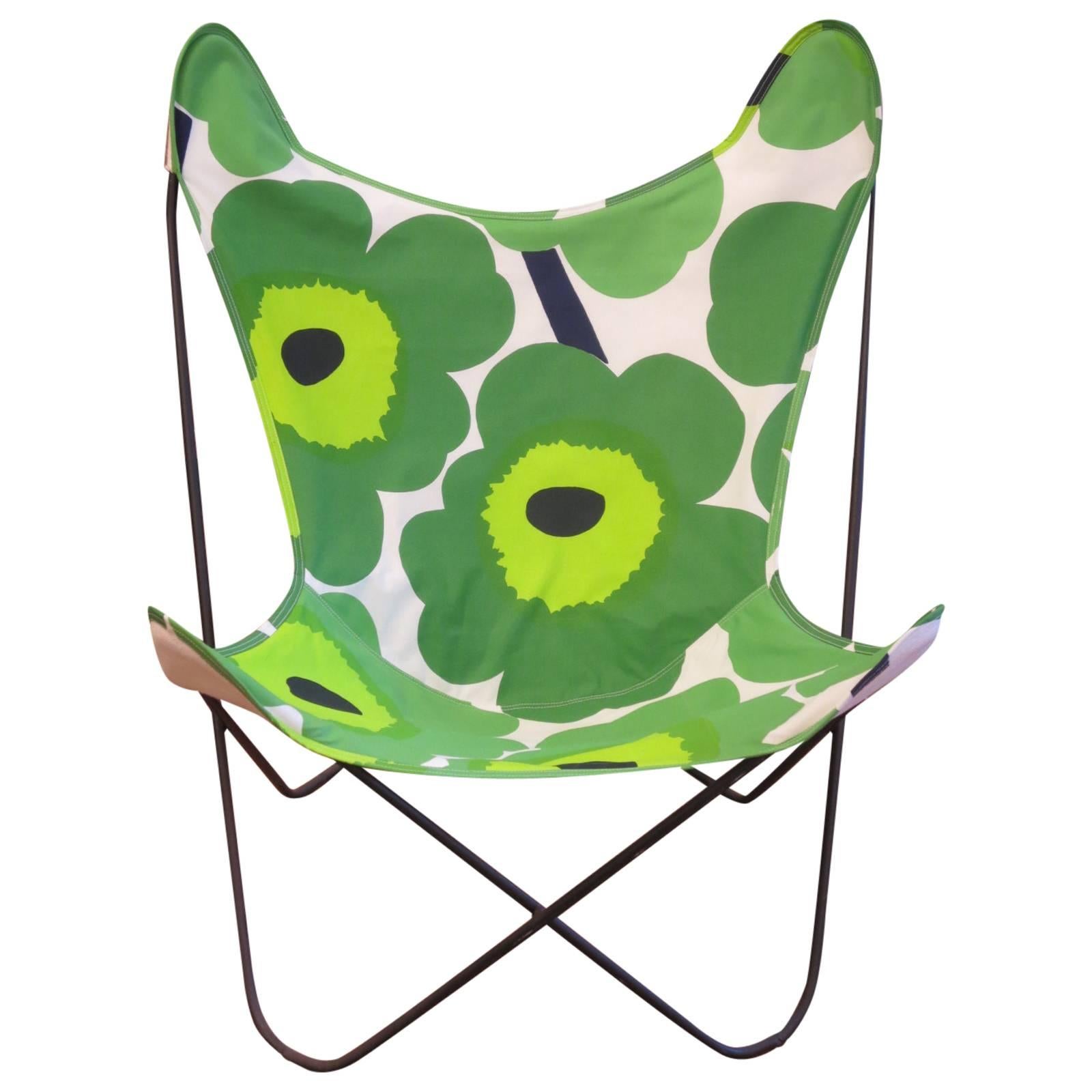 Knoll Butterfly Chair Newly Upholstered in Marimekko Fabric For Sale