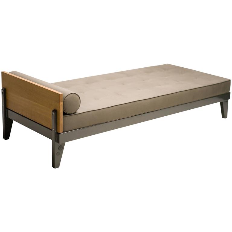 Jean Prouve by G-Star Raw for Vitra S.A.M. Lit Flavigny Daybed at 1stDibs |  jean prouve daybed, vitra daybed, sam g star