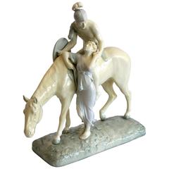 Royal Vienna / Ernst Wahliss Sculpture de cheval en porcelaine:: vers 1905