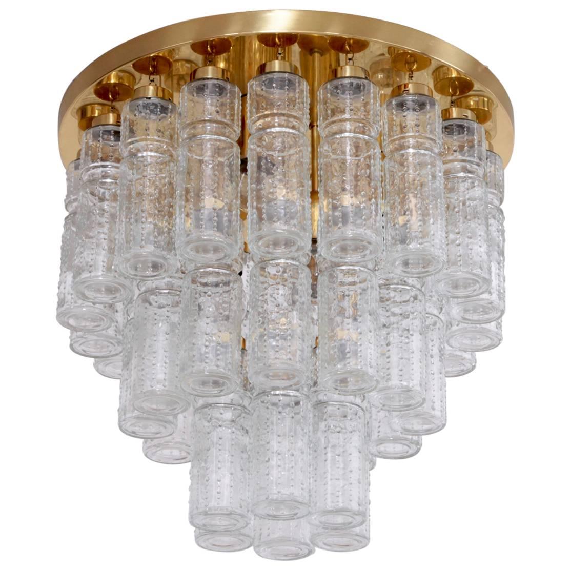 1 di 17 enormi lampadari o montature da incasso in vetro e ottone di Glashütte Limburg