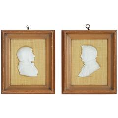 Pair of Alabaster Profile Portraits of Dante 4