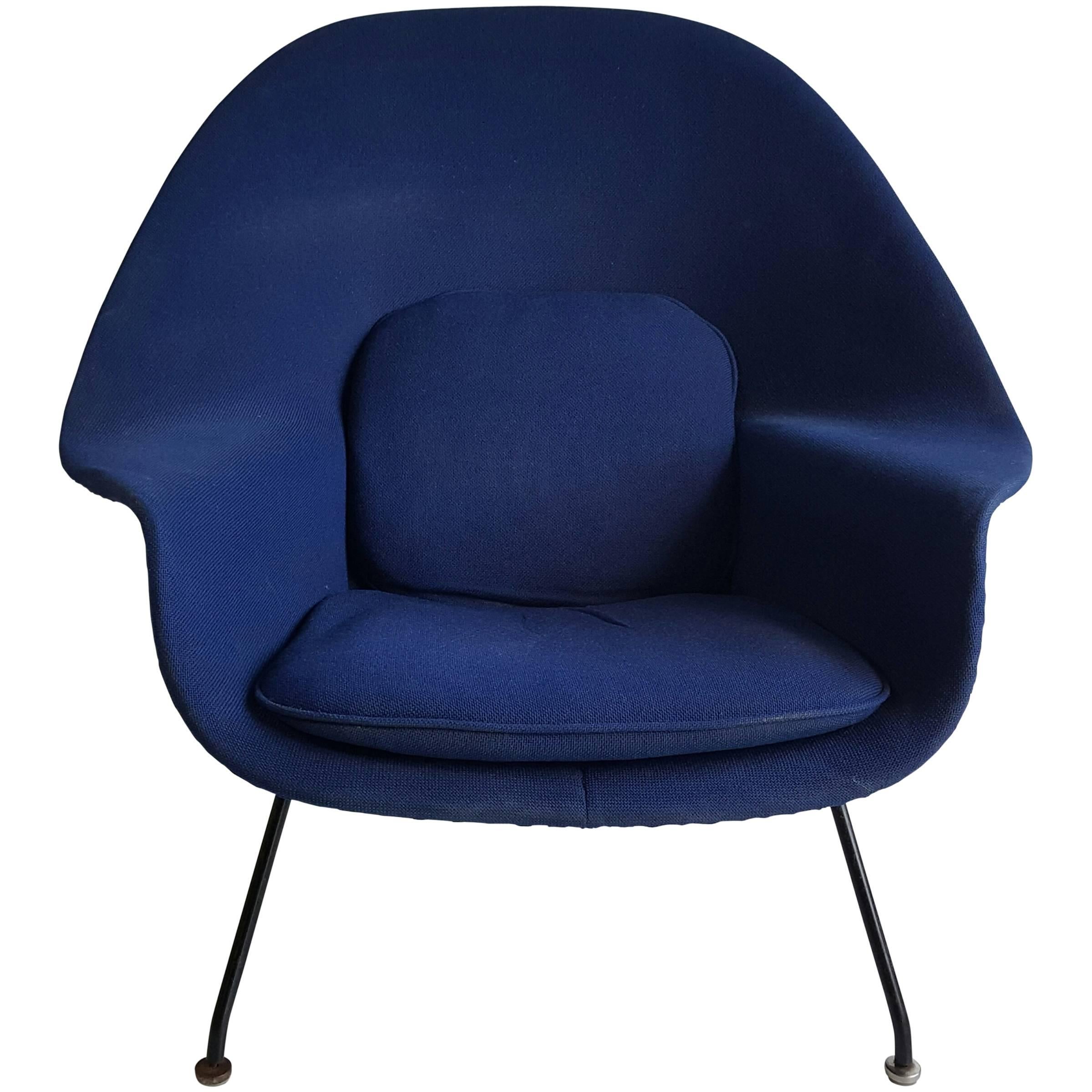 Classic Mid-Century Modern Womb Chair by Eero Saarinen for Knoll
