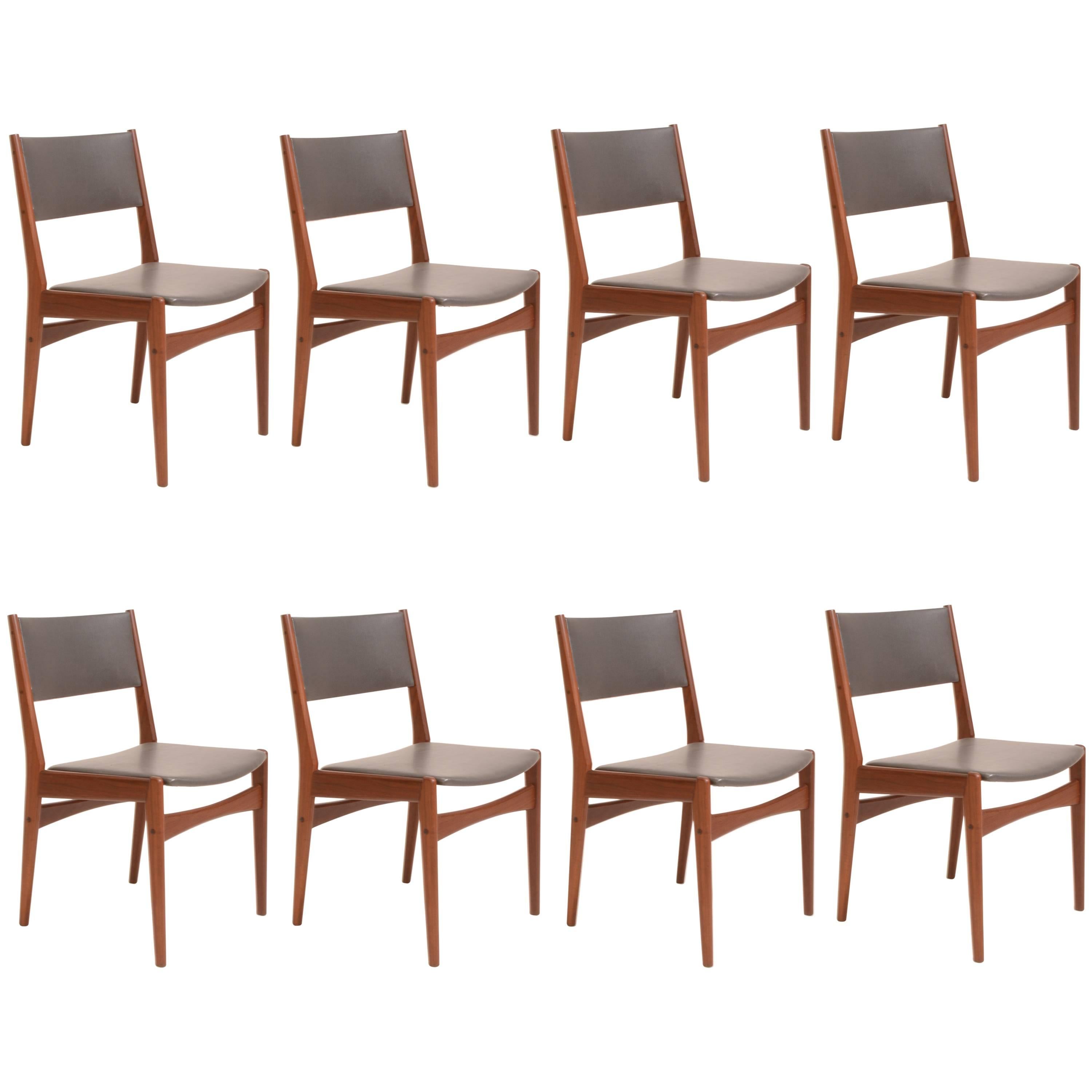 Set of 6 Frem Rojle Dining Chairs with New Upholstery