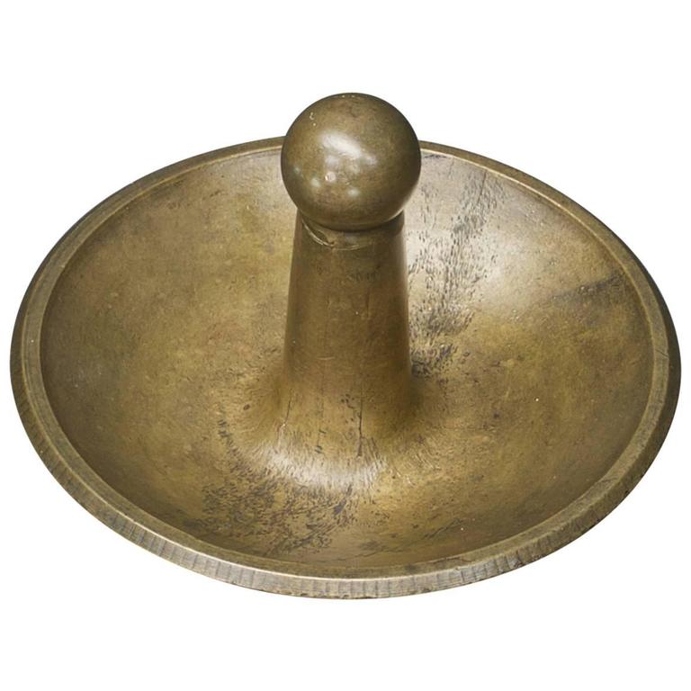 Antique Nautical Anchor Ashtray in Solid Brass For Sale at 1stdibs