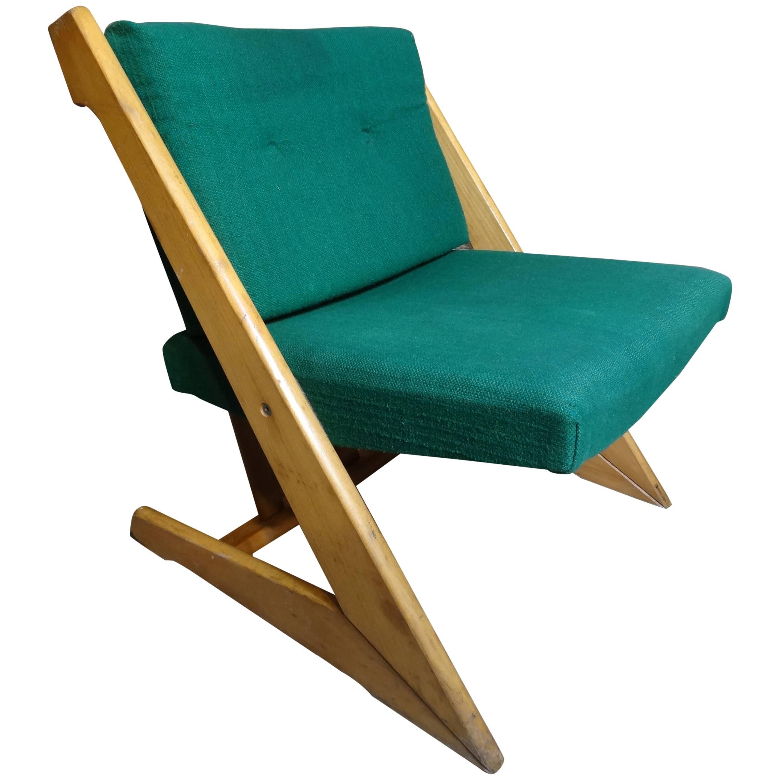 Mid-Century Modern 1960 Stunning Danish Z Design Lounge Chair