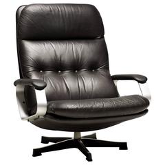 Large 1970s Black Leather Lounge Chair 1