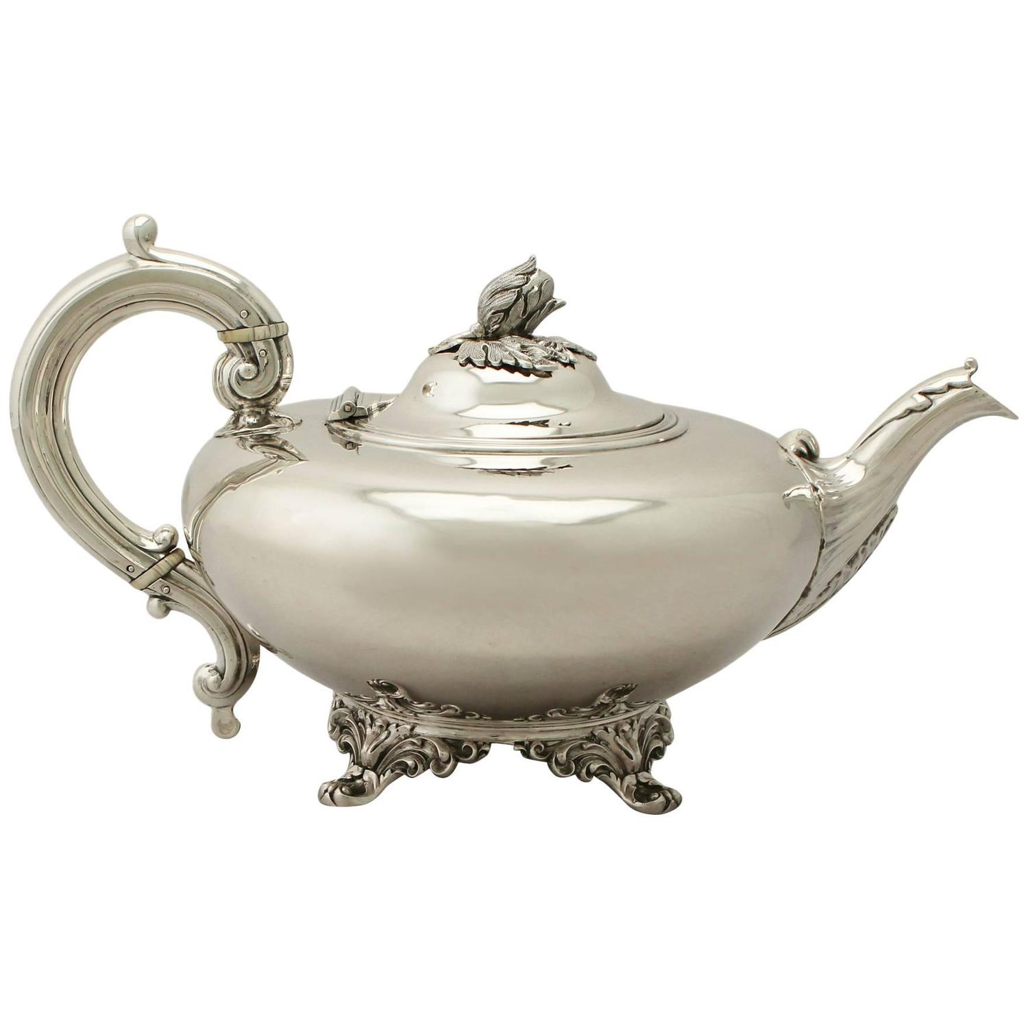 1830s Antique Victorian Sterling Silver Teapot For Sale at 1stdibs
