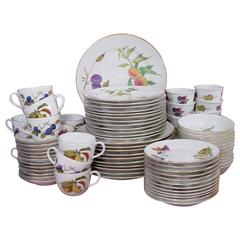 Used Royal Doulton China Evesham Gold Pattern 84-Piece Set Service for 12
