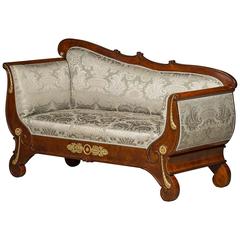 Decorative Mid-19th Century Louis Philippe Recamier in Mahogany 3