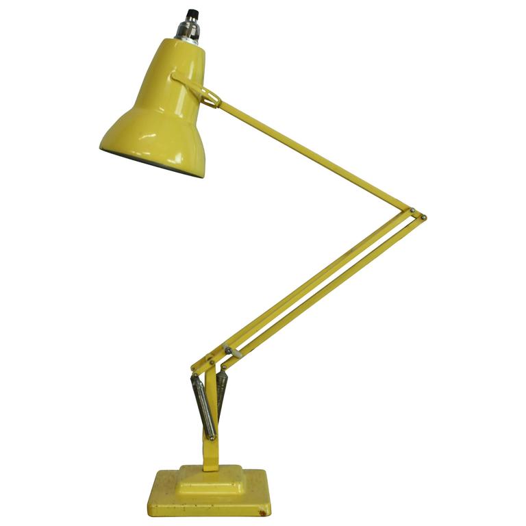 1960s Vintage Herbert Terry Anglepoise Desk Lamp in Yellow For Sale at