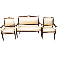 Antique French Empire Revival Suite da salotto a tre pezzi in mogano  19° C