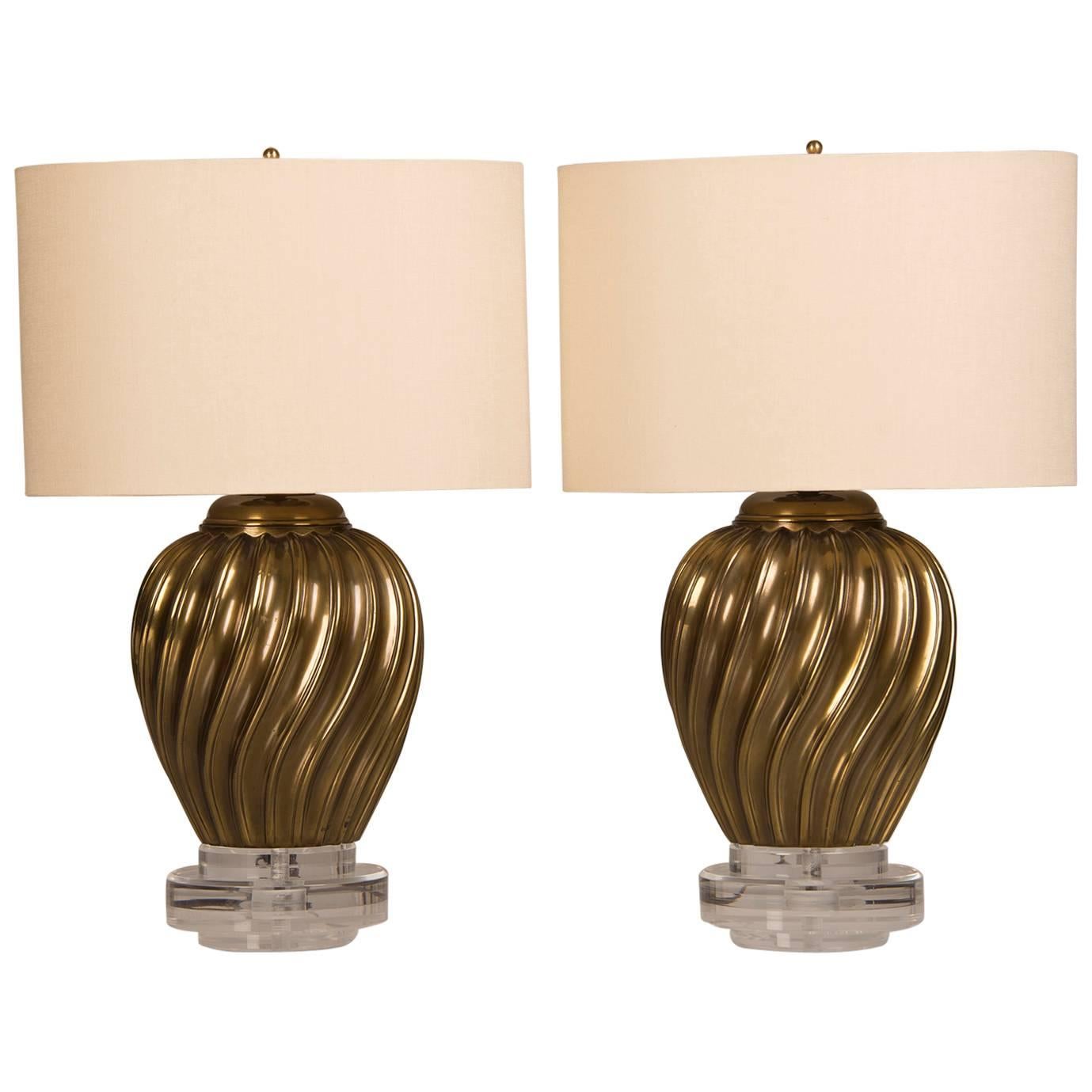 Pair of Italian Vintage Brass Swirl Vases Mounted as Custom Lamps, circa 1950 For Sale