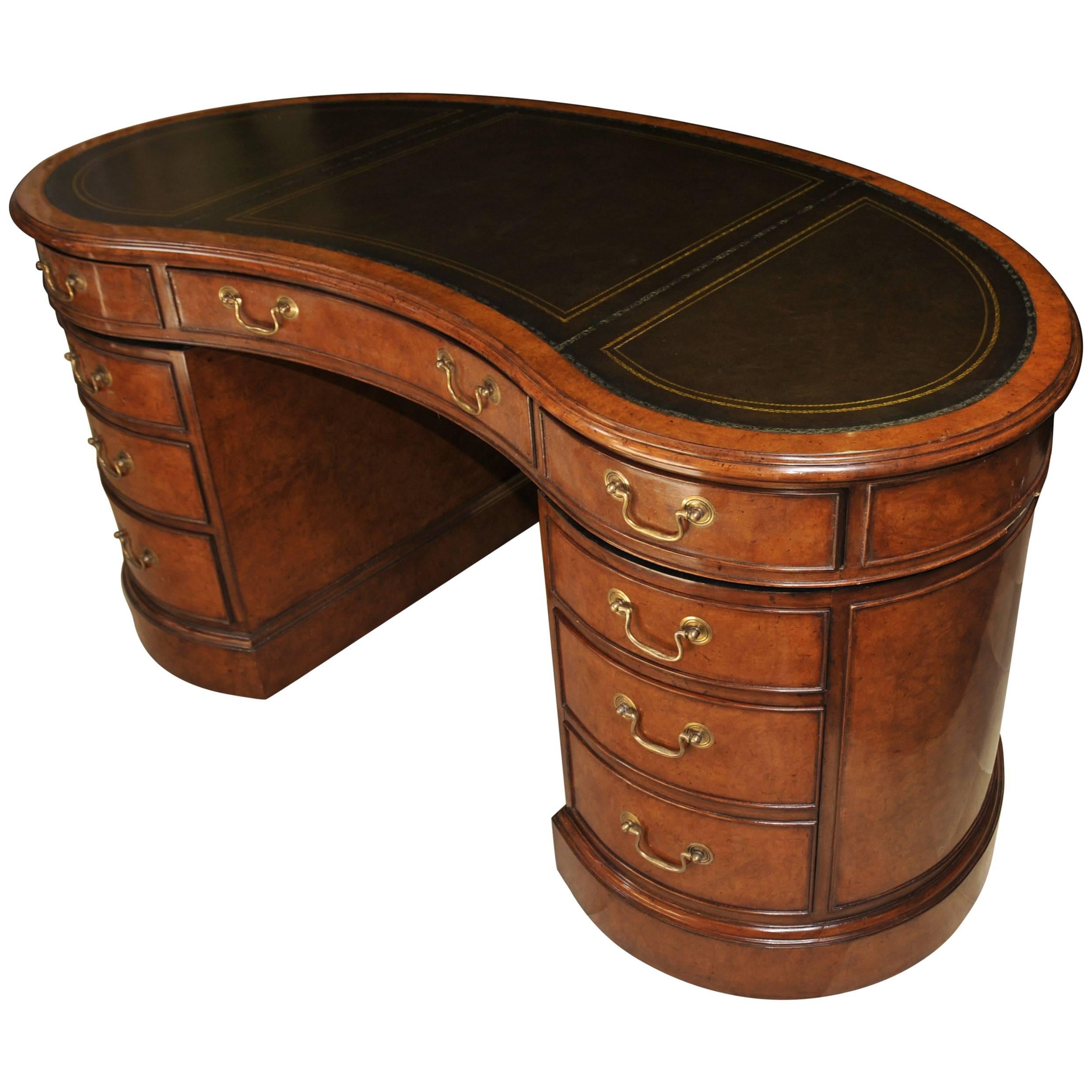 Regency Kidney Style Bean Desk in Walnut Writing Table For Sale