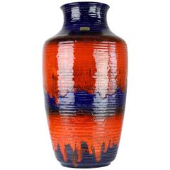 grand vase de sol en poterie ouest-allemande émaillée rouge et bleue des années 1960 par Carstens