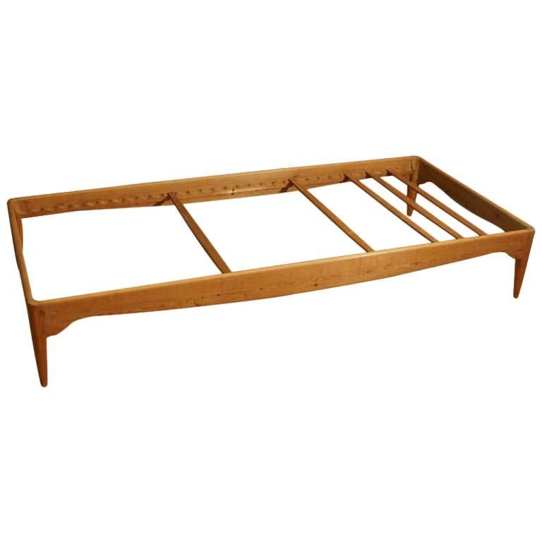 Peder Moos Fir Daybed with Original Slats, Danish 1946.  From Peder Moos family. For Sale