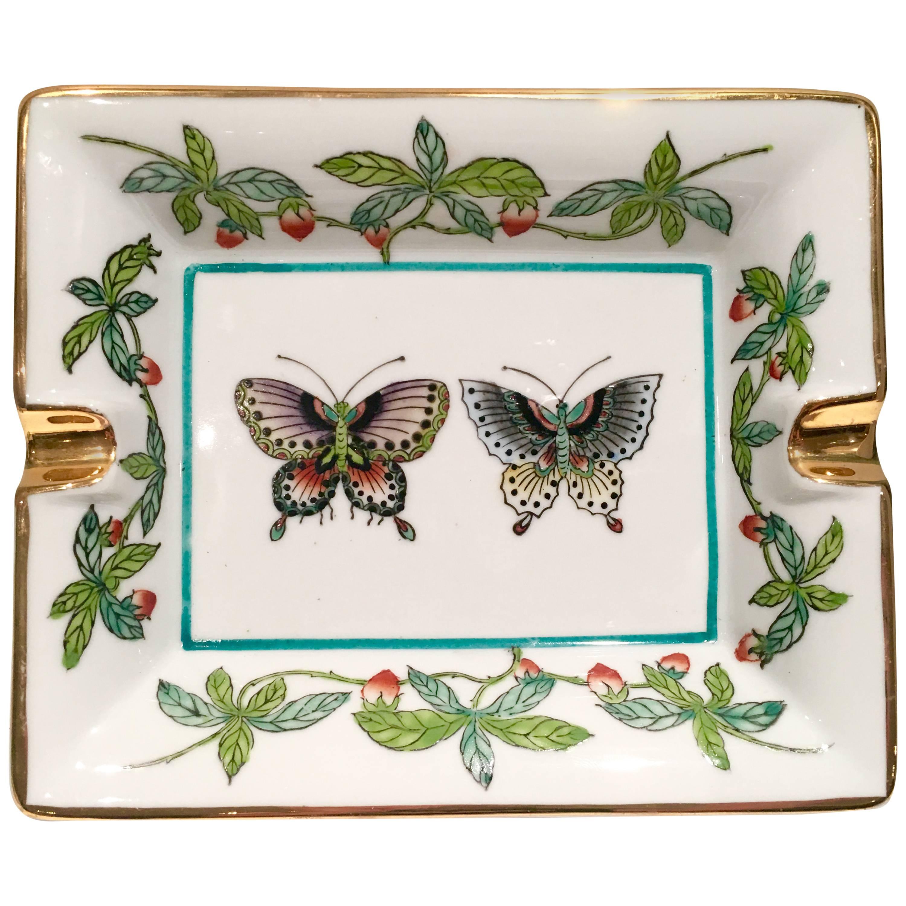 Hermes Style Chinese Export Porcelain Butterfly Ashtray