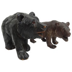 Ca 1880 Original carved wooden Black Forest Bear with Cub
