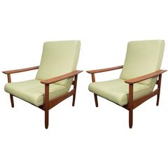 Pair of Steiner Armchairs 3