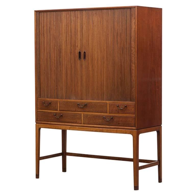 1940s brown mahogany Highboard by Ole Wanscher 