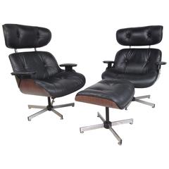Vintage Pair of Mid-Century Modern Eames Style Lounge Chairs by Plycraft