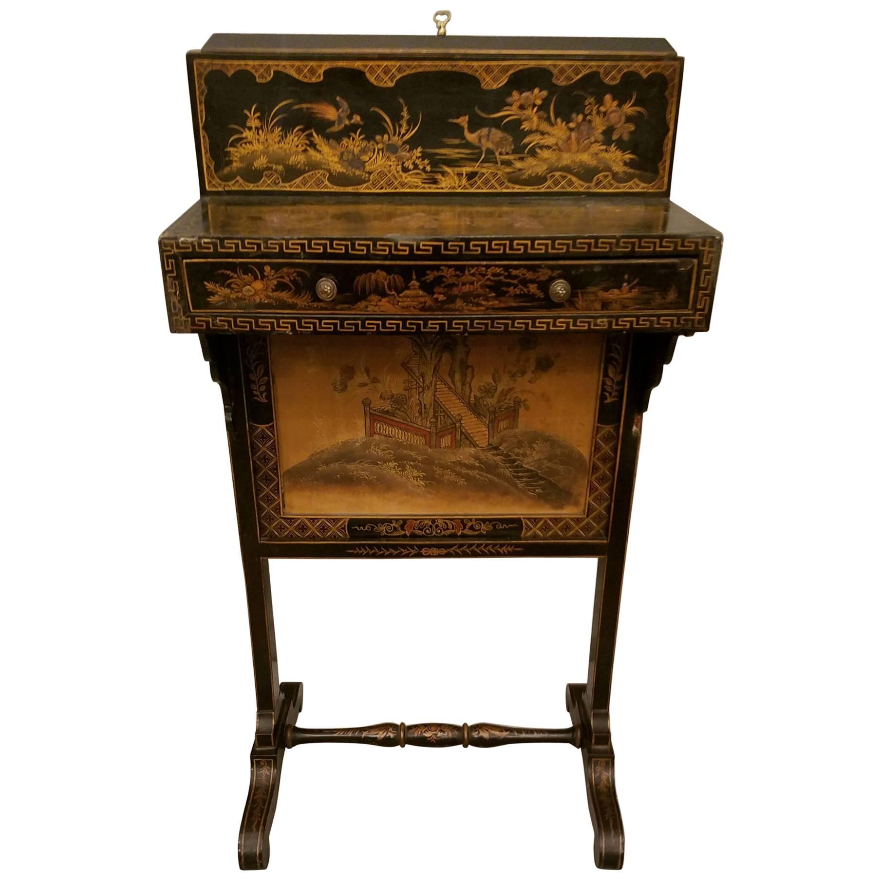 English Chinoiserie Decorated Fireside Table For Sale