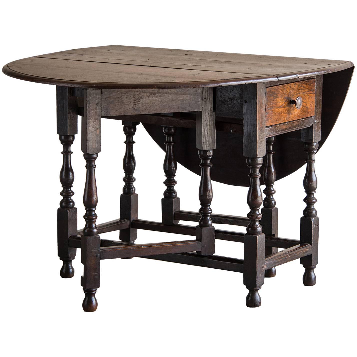 Antique English George III Oak Drop Leaf Table with Drawer, circa 1790 For Sale