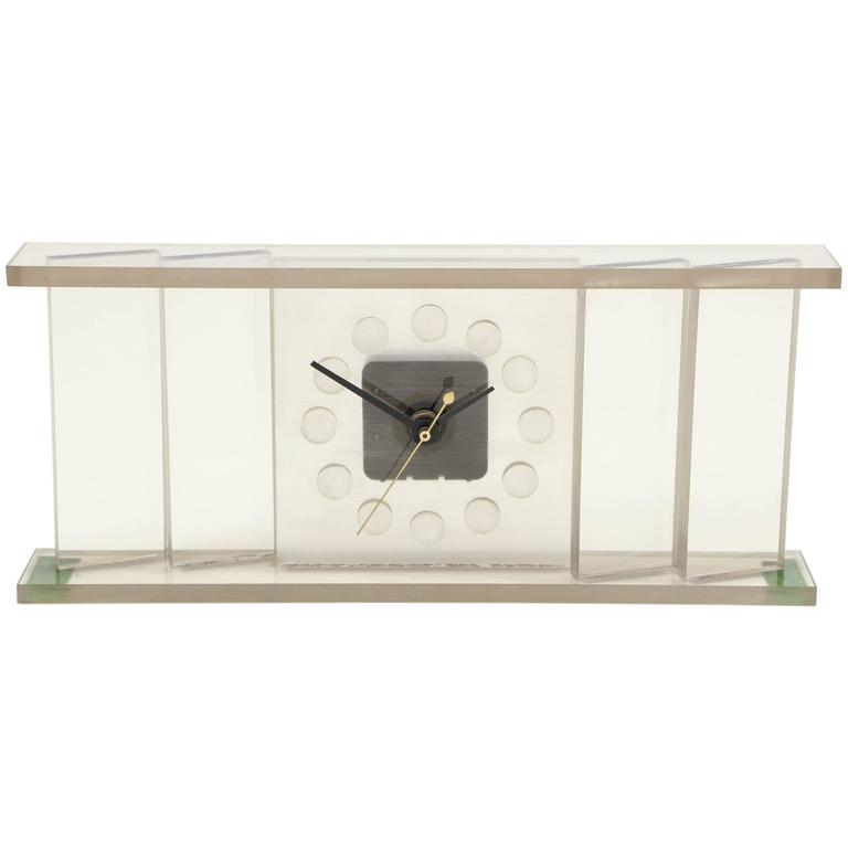 Desk Clock, Lucite, Italy, C 1960 For Sale at 1stdibs