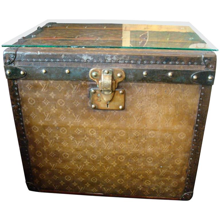 1890s Woven Canvas Louis Vuitton Tisse Monogram Steamer Hat Trunk Side Table