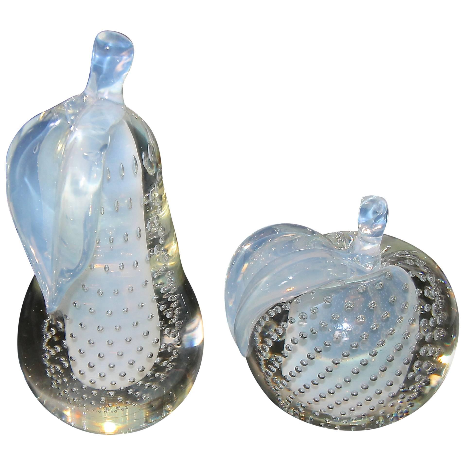Pareja de grandes sujetalibros de frutas opalescentes Salviati de Murano