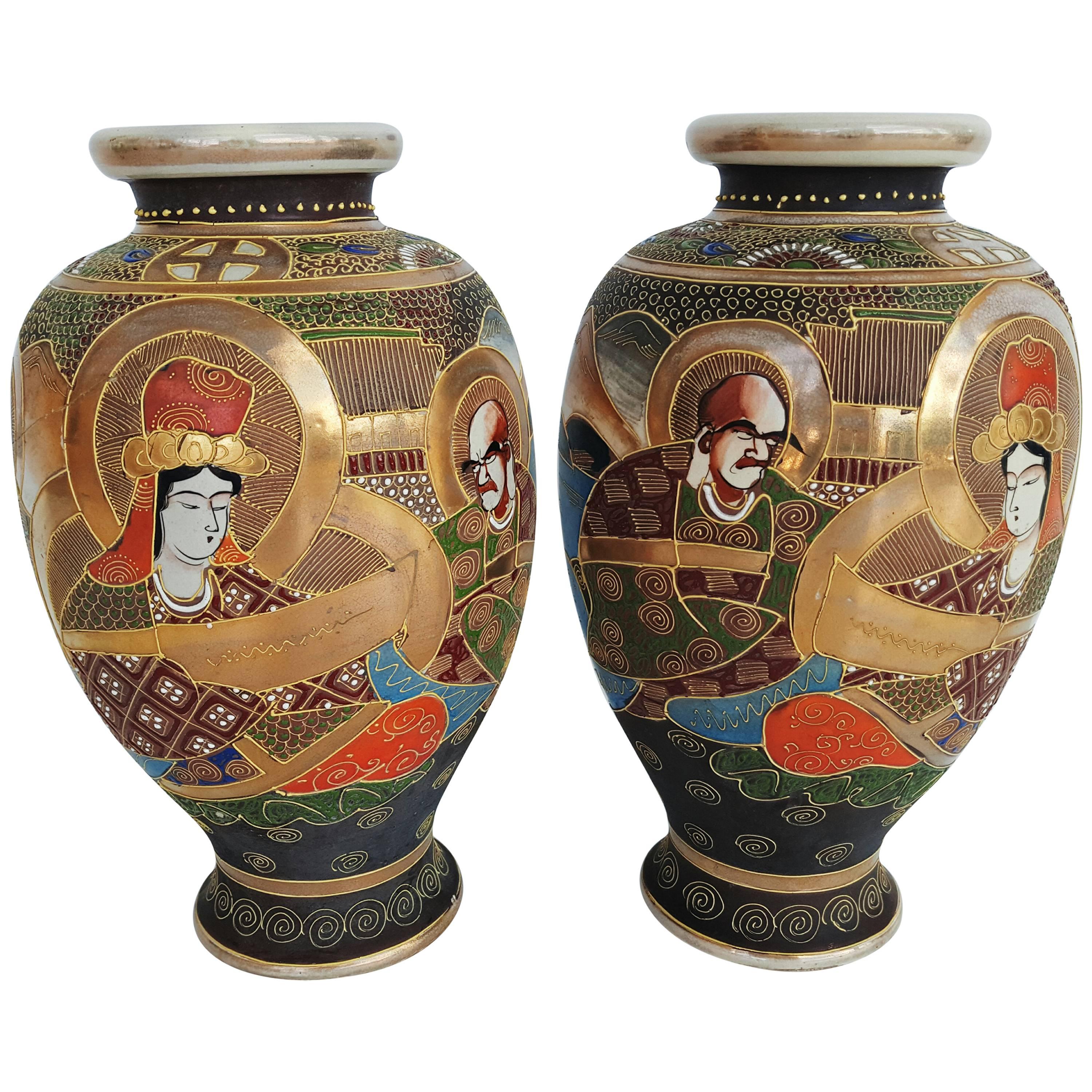 Early 20th Century Pair of Japanese Satsuma Vases in Painted Ceramic