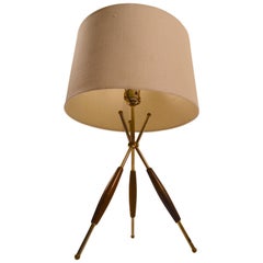 Thurston for Lightolier Tri Pod Table Lamp