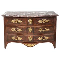 Early 18th Century Bow Fronted Régence Kingwood Commode