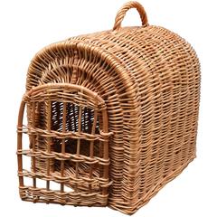 Retro English Wicker Basket Pet-Carrier for a Cat or Small Dog