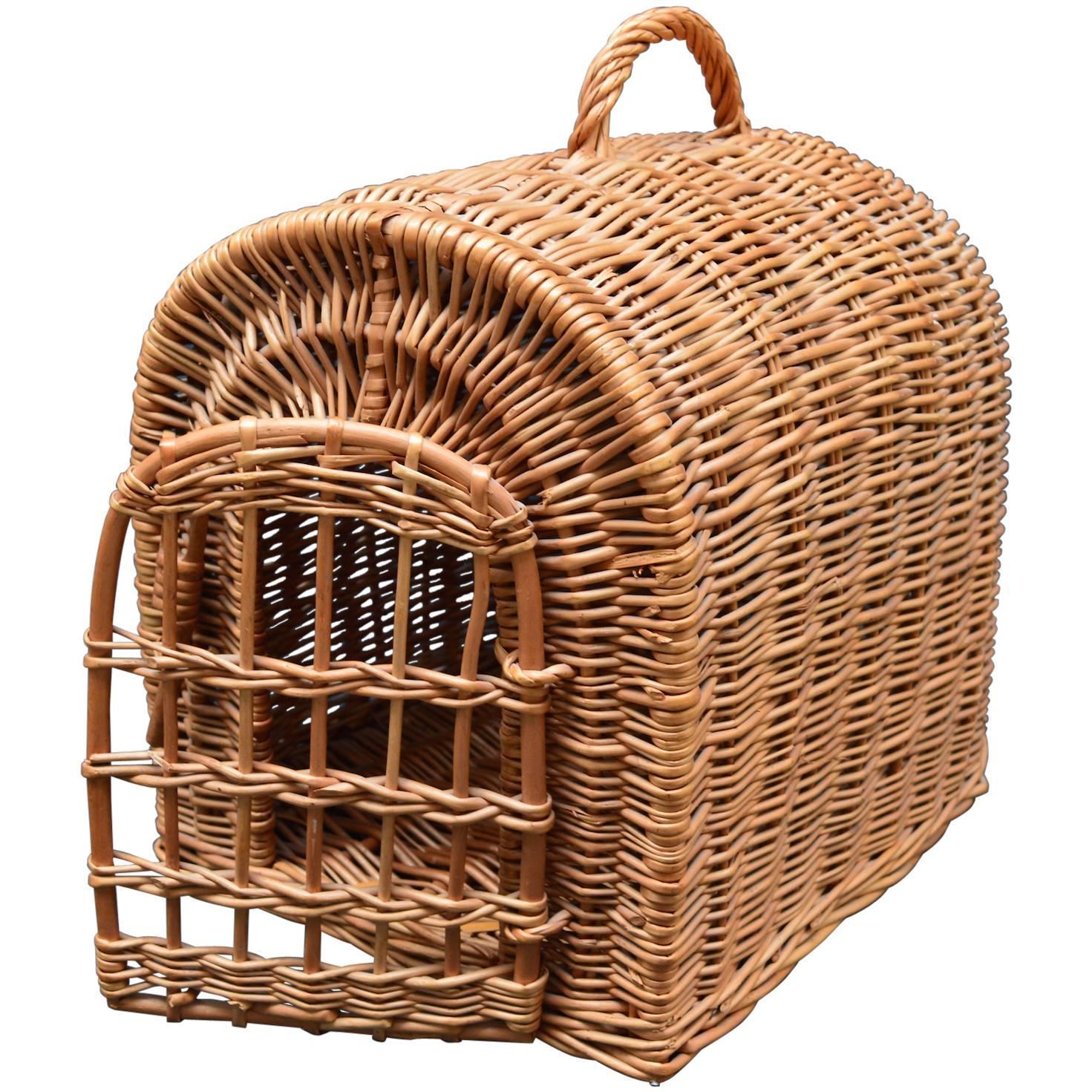 Vintage English Wicker Basket PetCarrier for a Cat or Small Dog For