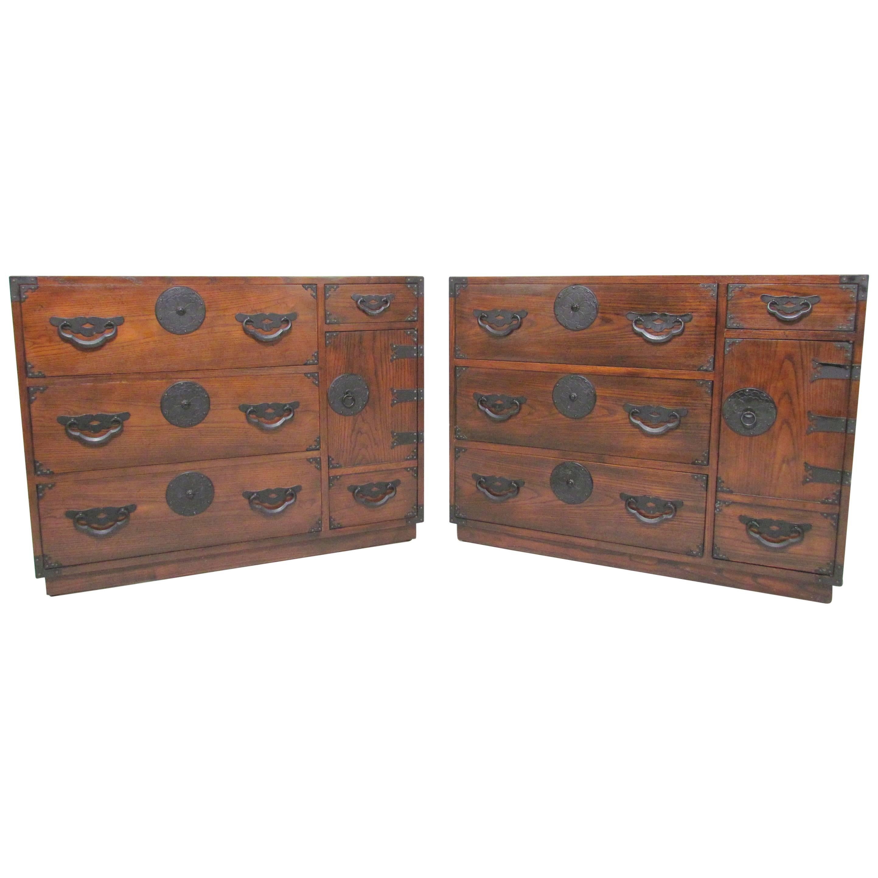 Mid-Century Modern Versatile Pair of Tansu Chests by Baker Furniture, circa 1960s