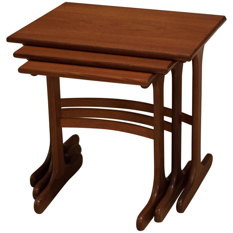 Mid Century Teak Nesting Tables At 1stdibs Mid Century Teak Nesting Tables For