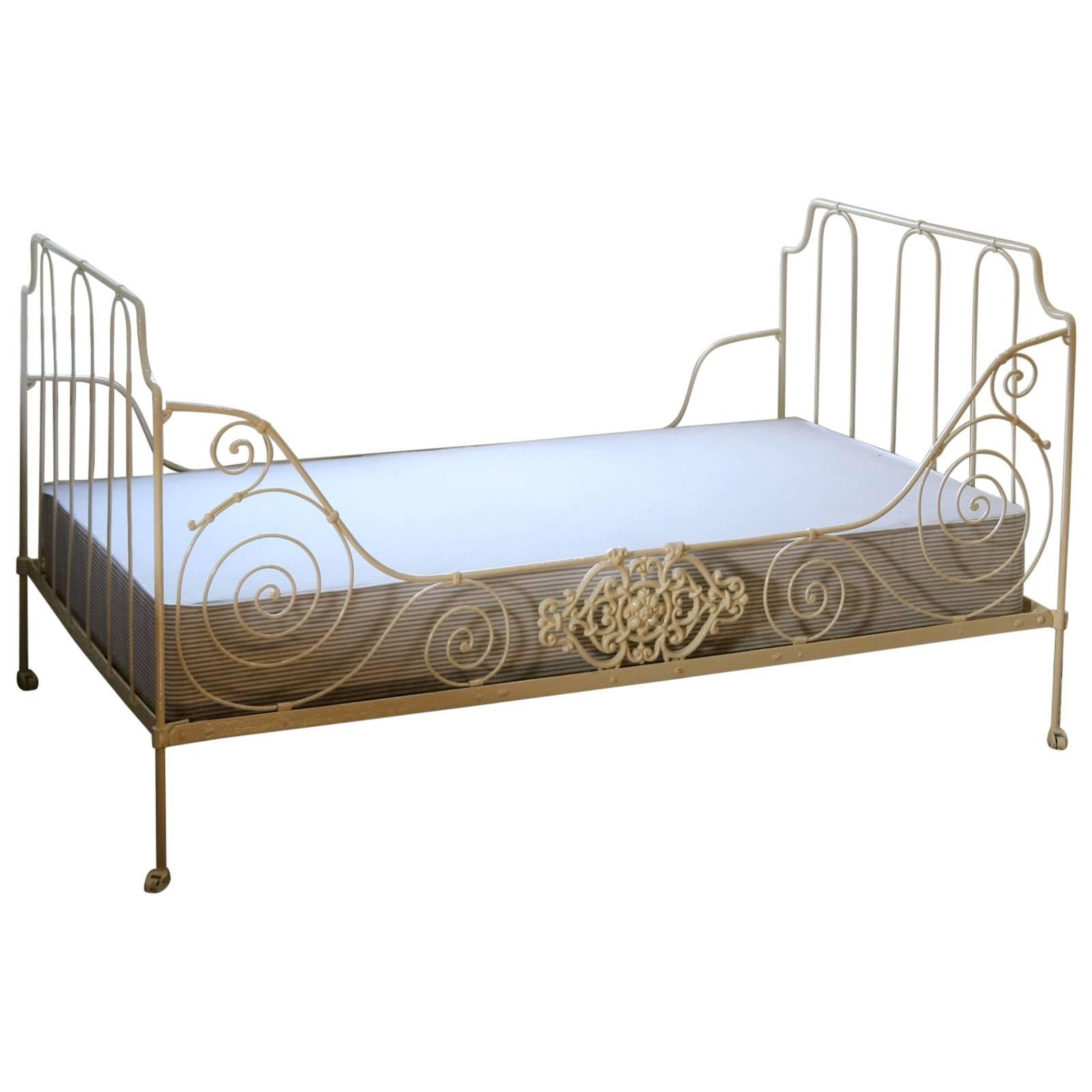 French Iron Daybed, MS23