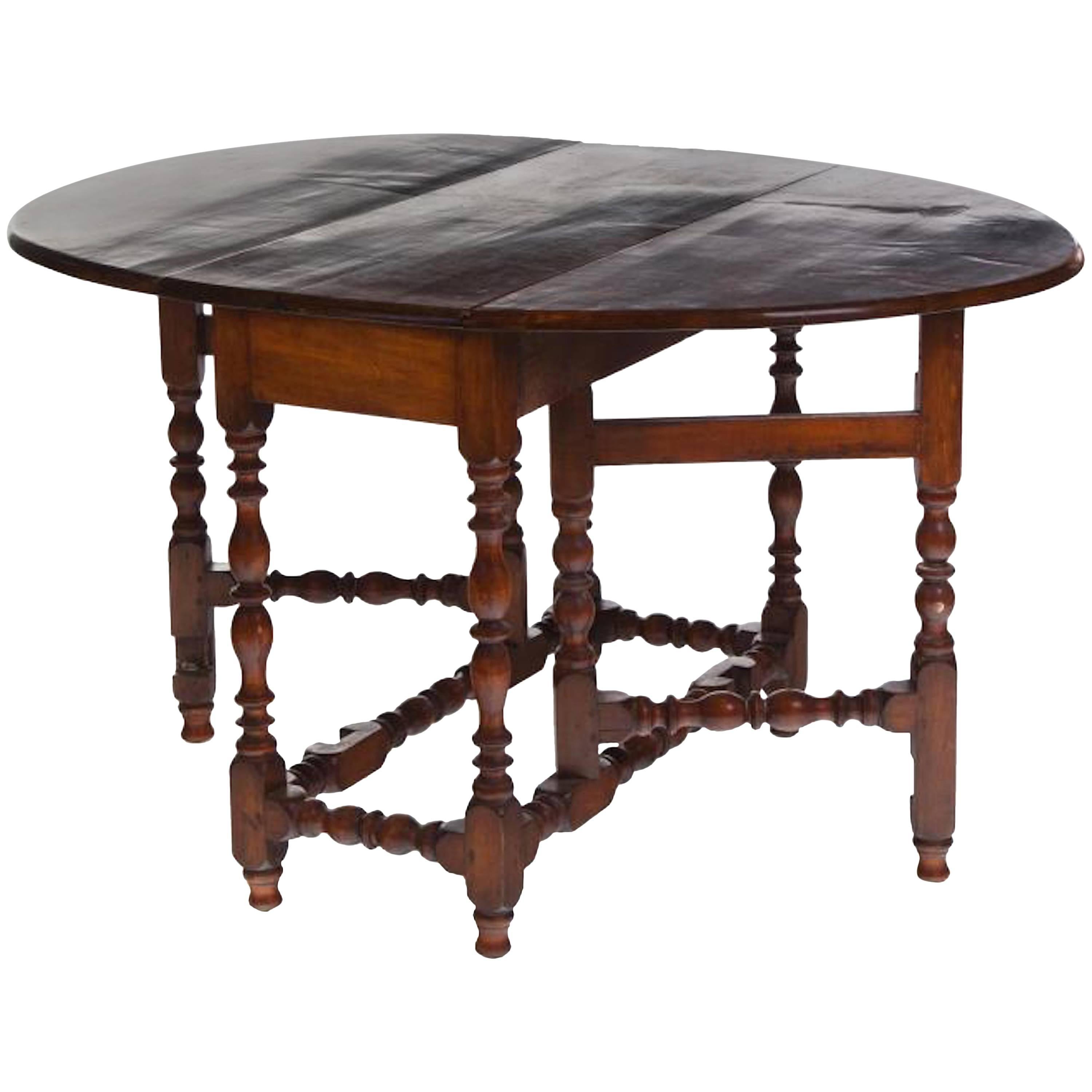18th Century Maple American Gateleg Table Great Patina