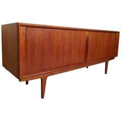 Bernhard Pedersen Teak Server 1