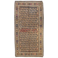 Inusual alfombra Varamin Kilim de principios del siglo XX