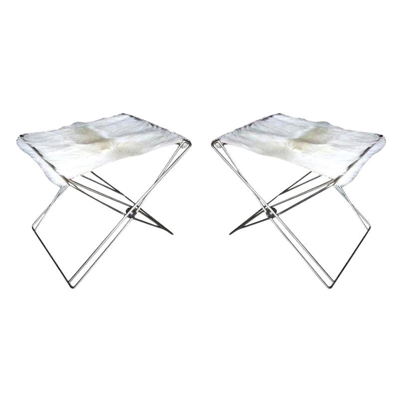 Paire de tabourets pliants en nickel des années 1970 avec assise en cuir de vache