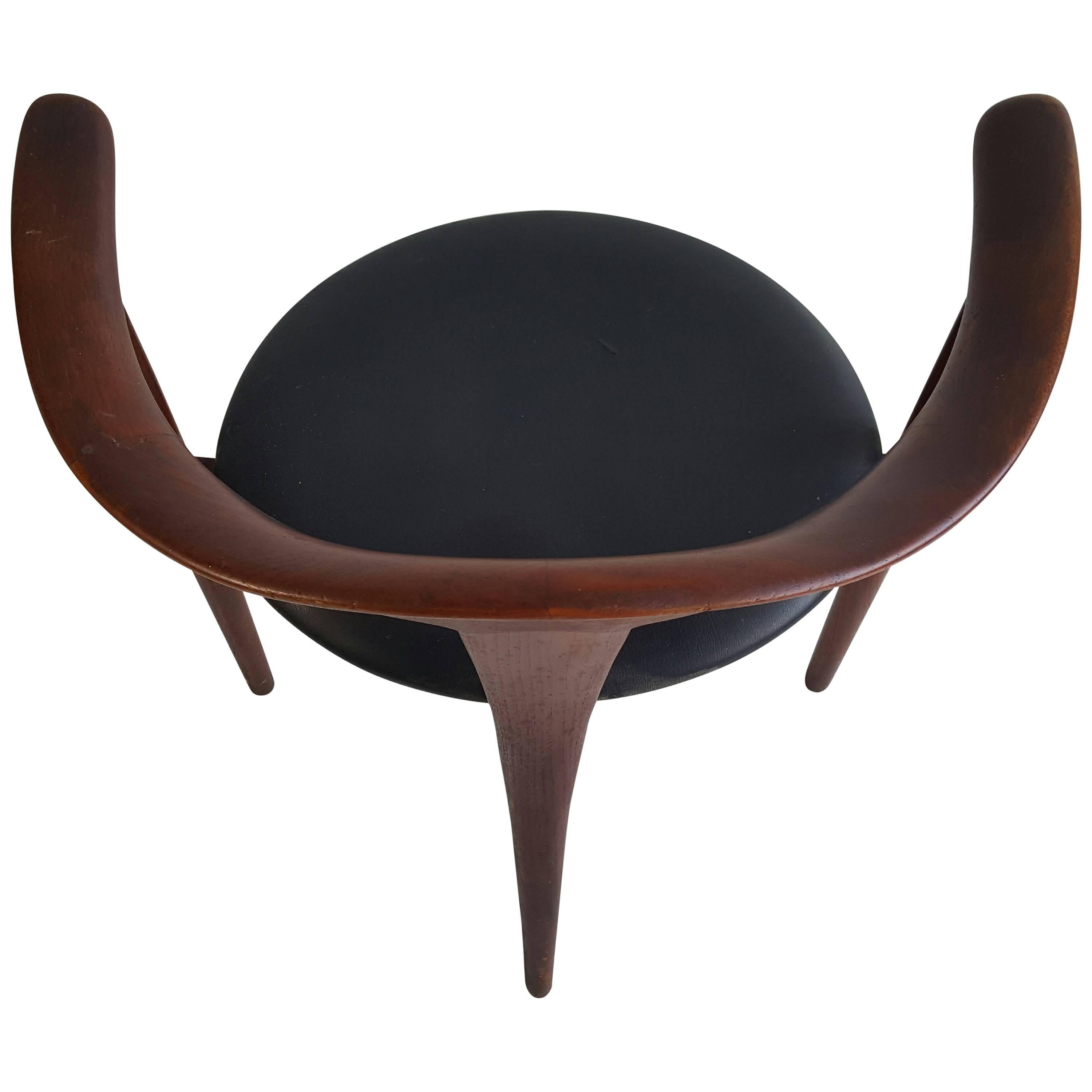 Modernist Sculptural Walnut and Leather Armchair by Johannes Andersen