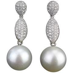 Pearl Earrings with Brilliants, South Sea Pearl, Crafted in 18-Karat White Gold 11