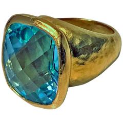 ARA 22-Karat Handmade Large Blue Topaz Ring, 20th Century 9