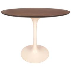 Vintage Oval Side Table in the Style of Eero Saarinen 2