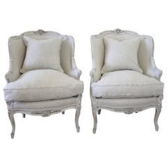 20th Century Antique Painted French Louis XV Style Bergere Chairs in Linen 3