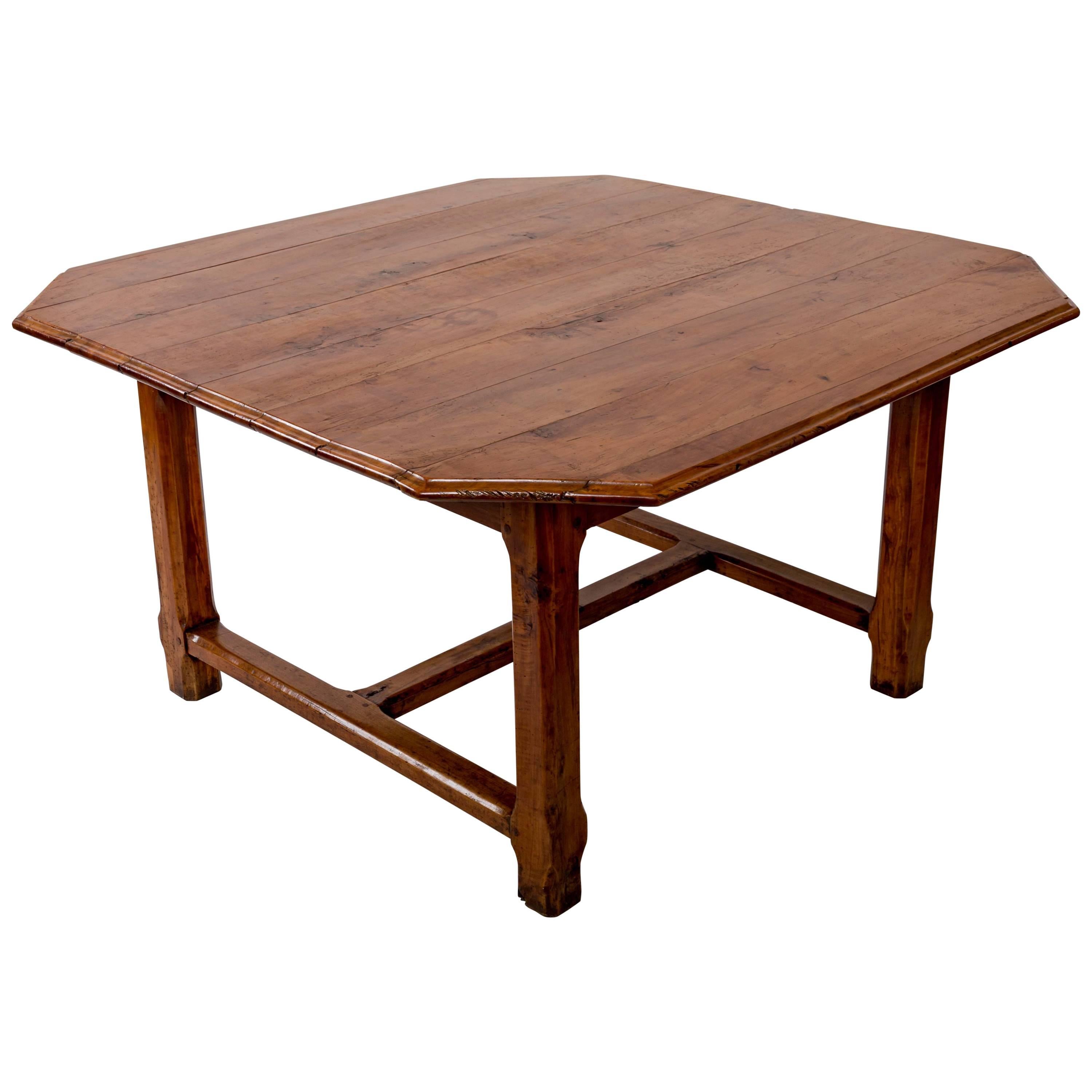 Early 19th Century Cherrywood Dining Table, France, circa 1840 For Sale